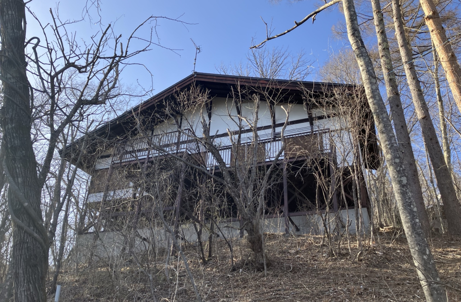 軽井沢　千ヶ滝別荘地　建物付　東区　緑ヶ丘　中古別荘