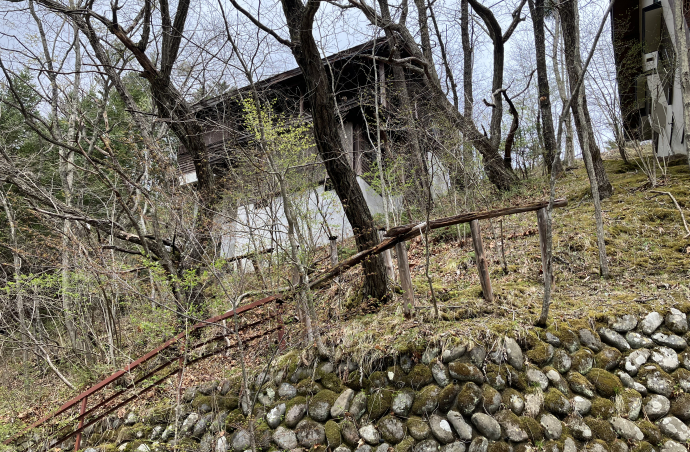 軽井沢　千ヶ滝別荘地　土地　古家付　中区