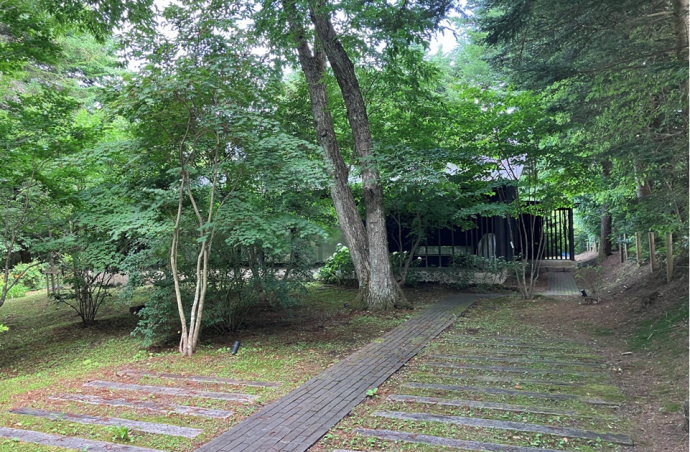 長日向別荘地に立地する建築士設計のこだわり詰まった別荘