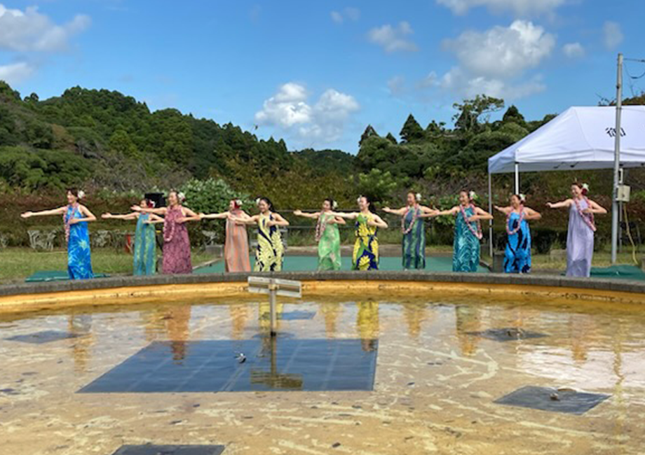 フラダンス(モアニ・フラハナ)