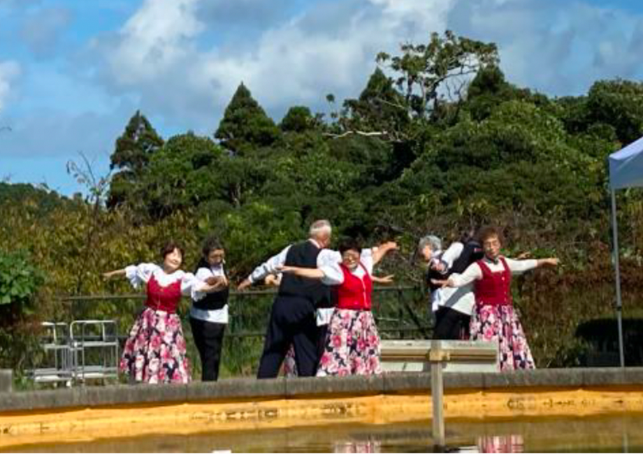 フォークダンス(タートル会&マーガレット会)